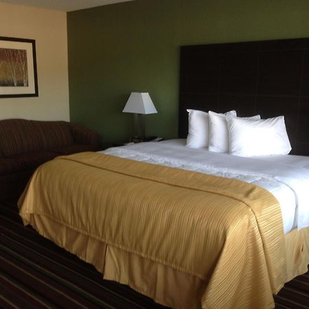 Quality Inn & Suites Horse Cave Bagian luar foto
