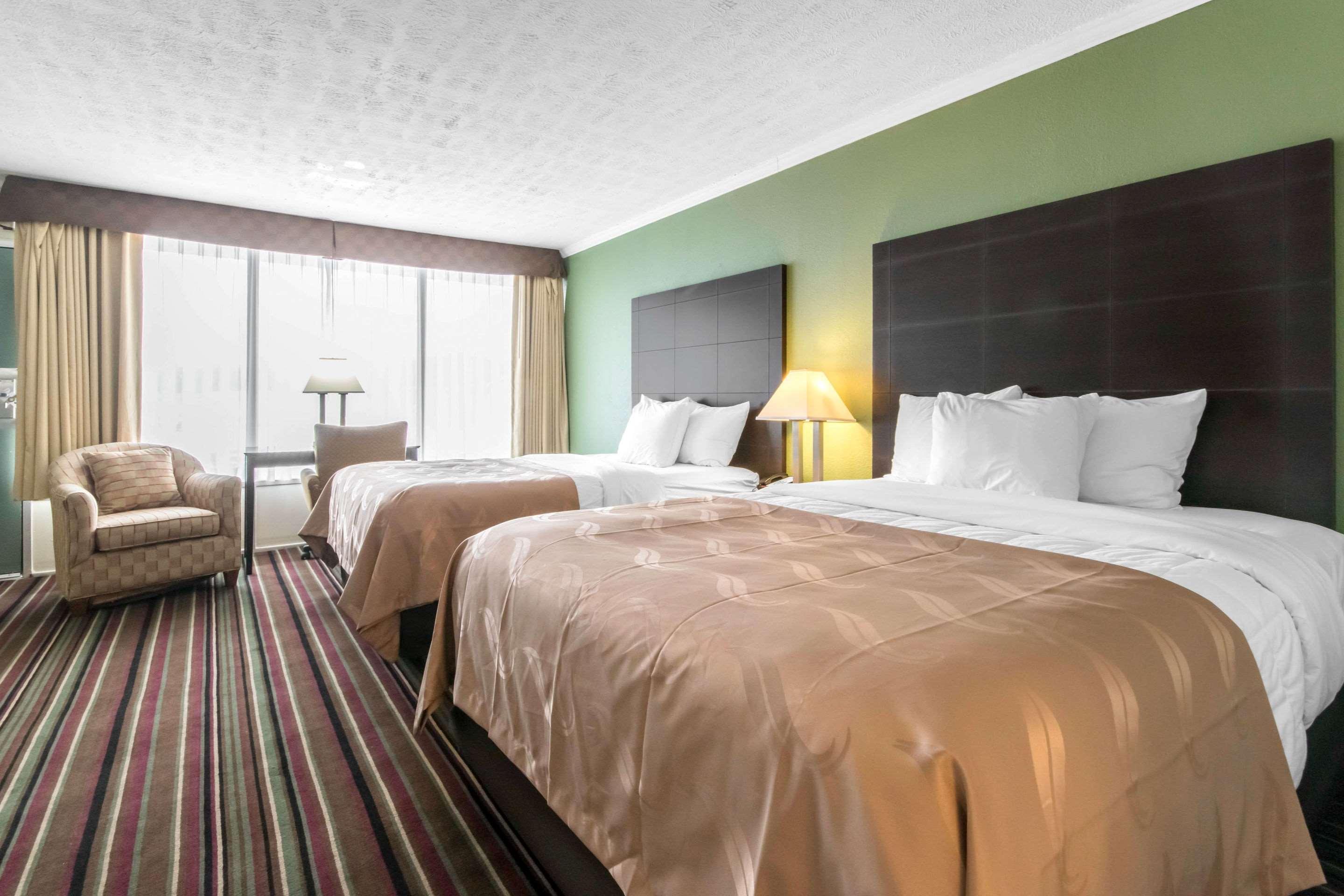 Quality Inn & Suites Horse Cave Bagian luar foto