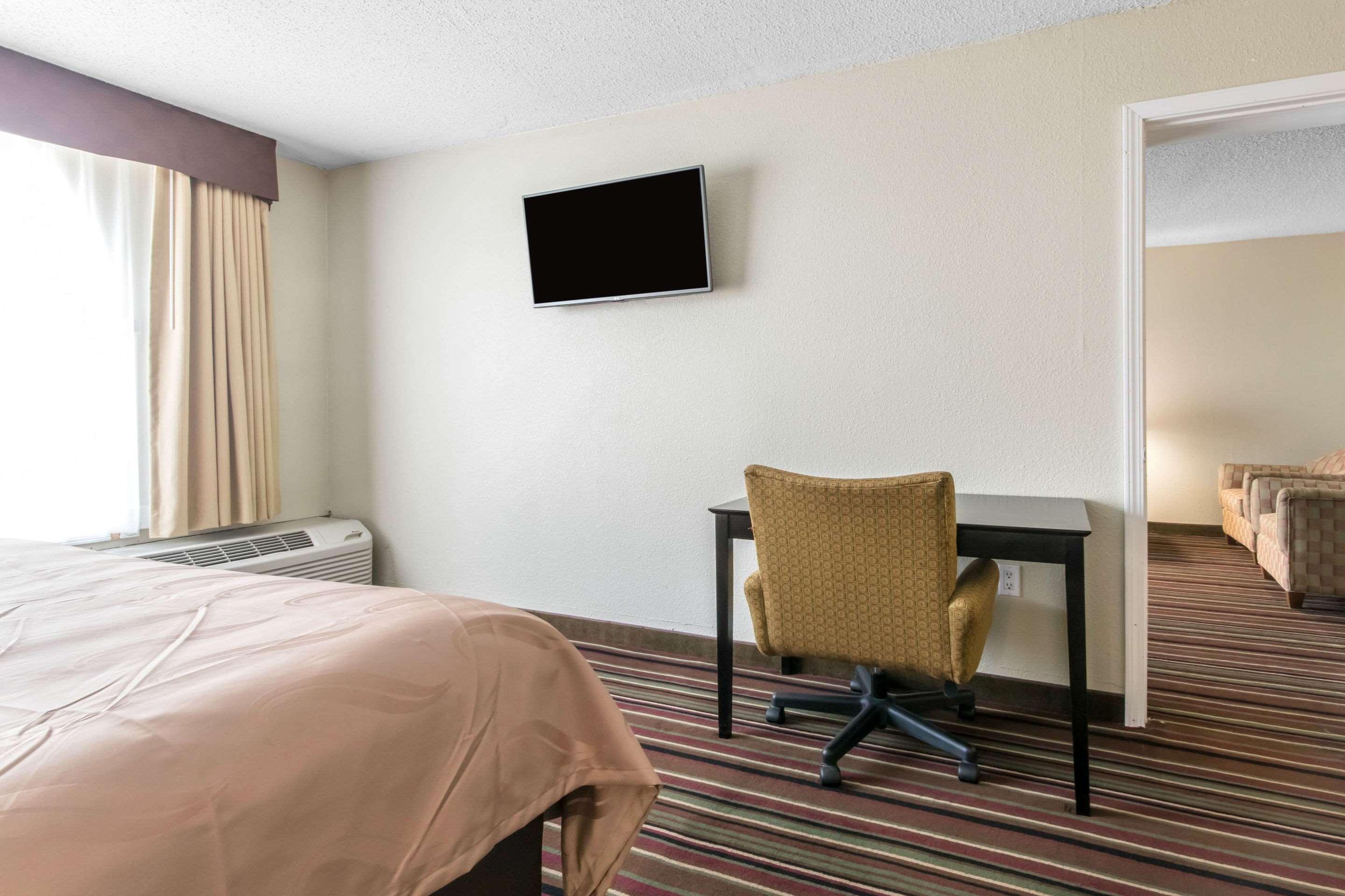 Quality Inn & Suites Horse Cave Bagian luar foto